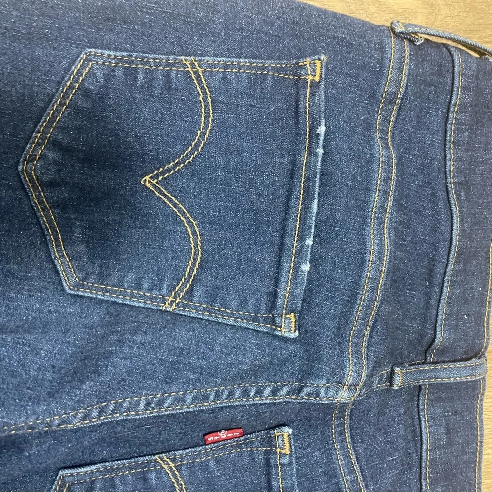 Women’s‎ Levi’s 720 High-Rise Super skinny distressed jeans